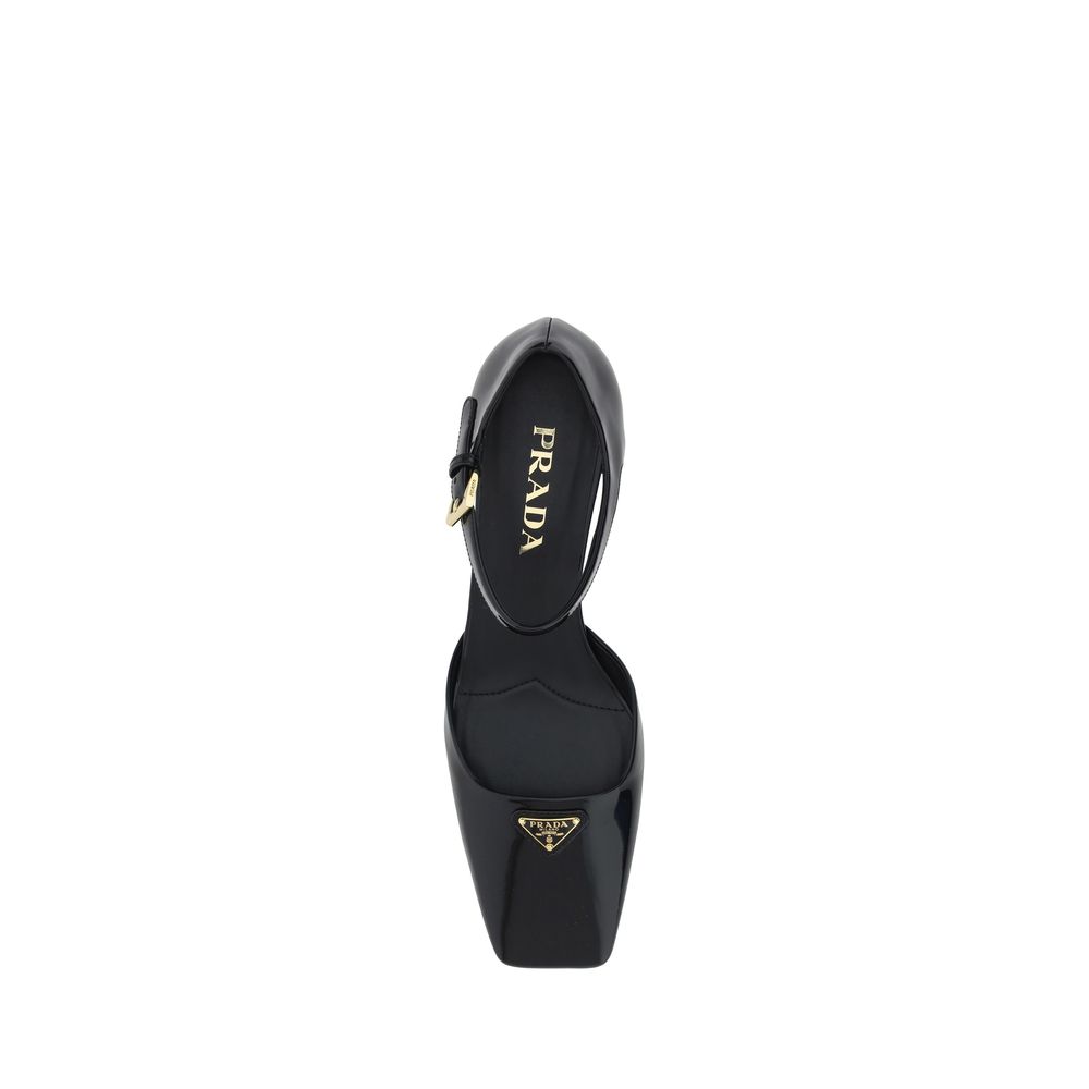 Помпи Prada