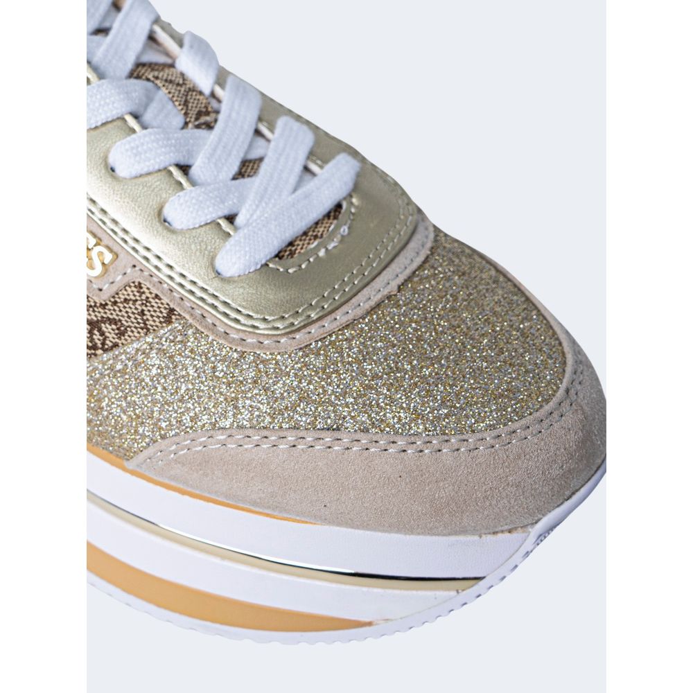 Guess – Beigefarbener Sneaker aus Polyester