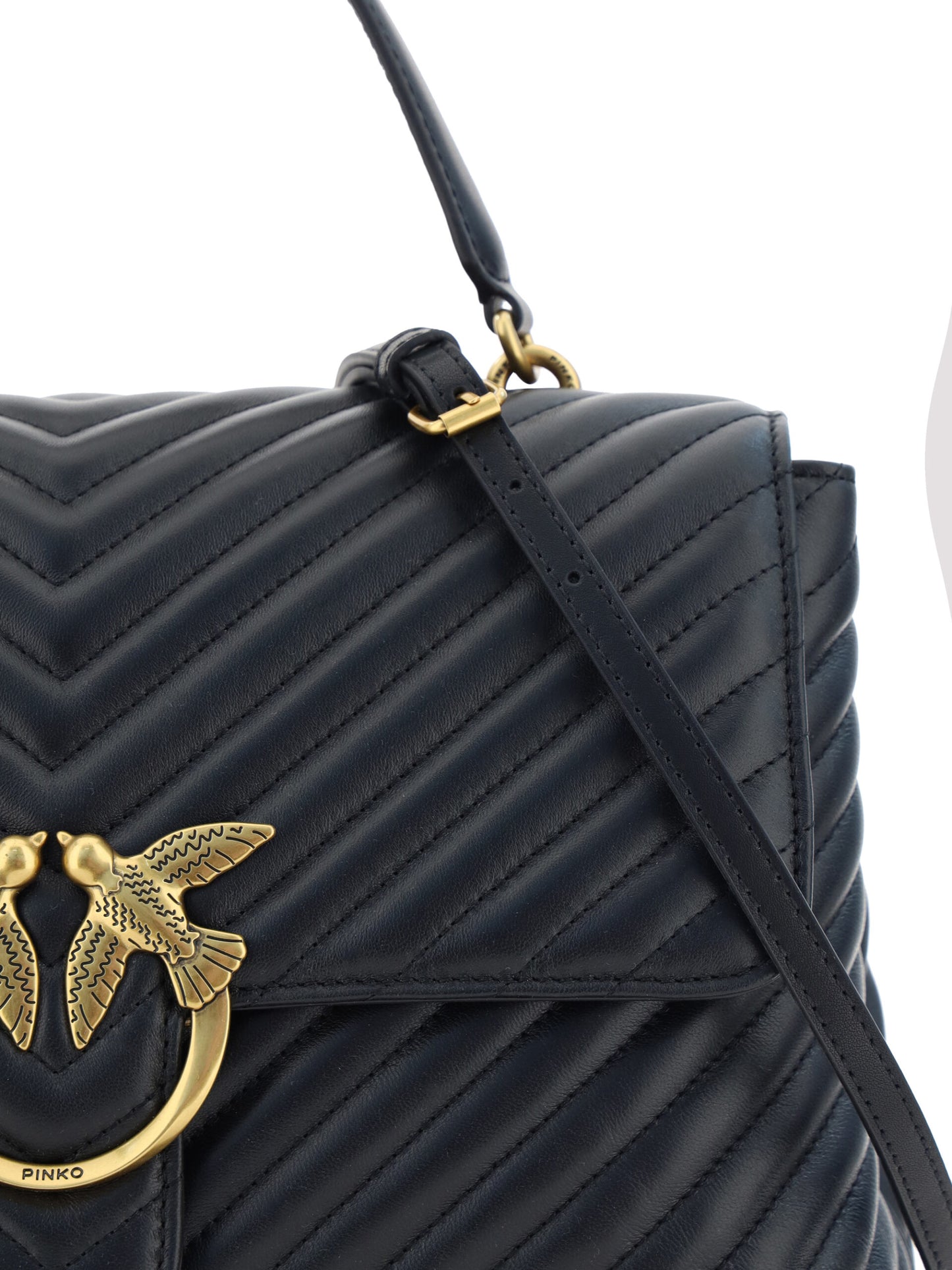 PINKO Елегантна черна дамска чанта от телешка кожа