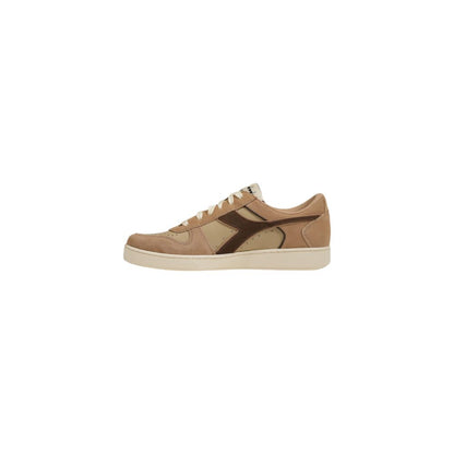 Бежови кожени маратонки Diadora