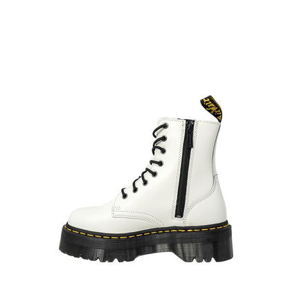 Бели кожени ботуши Dr. Martens
