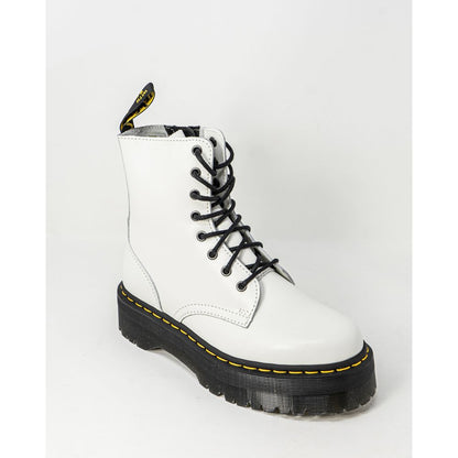 Бели кожени ботуши Dr. Martens