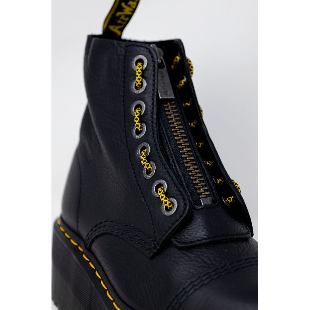 Черни кожени ботуши Dr. Martens