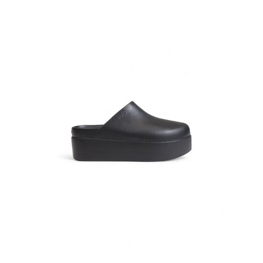 Черен синтетичен сандал Crocs