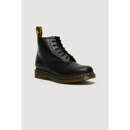 Черни кожени ботуши Dr. Martens