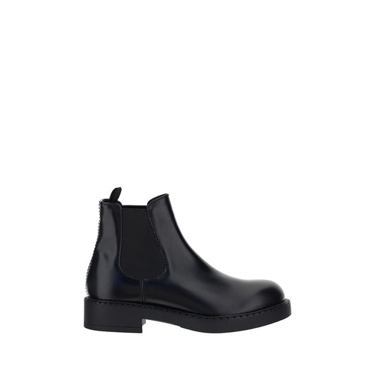 Шоколадови ботуши Prada